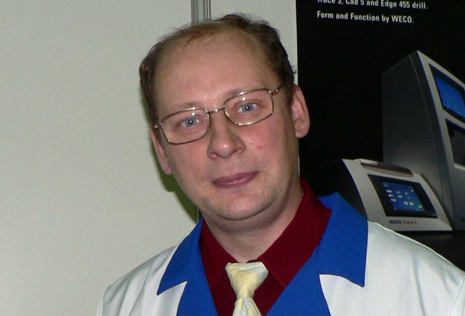 Шебанов В'ячеслав Миколайович. Системний адміністратор, технолог-оптик.
